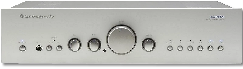Cambridge Audio 640A v1 integrated amplifier - Front View